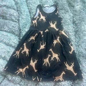 Girls dress by H&M size 8/10 but runs small. It’s charcoal, taupe and brown.